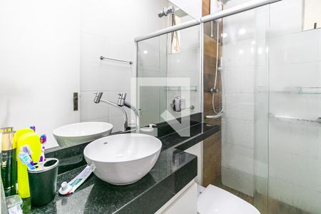 Apartamento para alugar com 52m², 2 quartos e 1 vaga Apartamento para alugar com 52m², 2 quartos e 1 vagaBanheiro