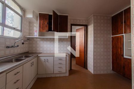 Apartamento à venda com 160m², 4 quartos e 3 vagasCozinha