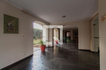 Apartamento à venda com 160m², 4 quartos e 3 vagasHall social