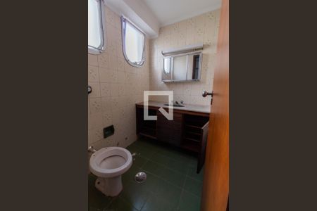 Apartamento à venda com 160m², 4 quartos e 3 vagasBanheiro da Suíte 4