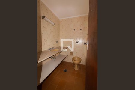 Apartamento à venda com 160m², 4 quartos e 3 vagasBanheiro da Suíte 2