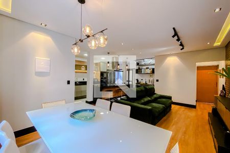 Sala de casa à venda com 3 quartos, 225m² em Alto da Mooca, São Paulo