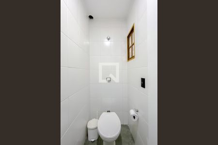 Casa para alugar com 225m², 3 quartos e 2 vagasBanheiro de serviço