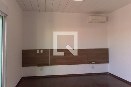 Casa de condomínio para alugar com 234m², 3 quartos e 4 vagas Casa de condomínio para alugar com 234m², 3 quartos e 4 vagasSuíte