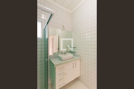 Casa de condomínio para alugar com 234m², 3 quartos e 4 vagas Casa de condomínio para alugar com 234m², 3 quartos e 4 vagasBanheiro