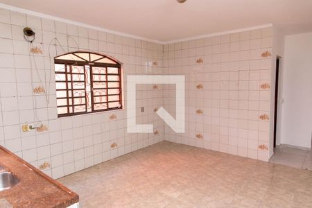 Casa à venda com 303m², 5 quartos e 3 vagasCozinha