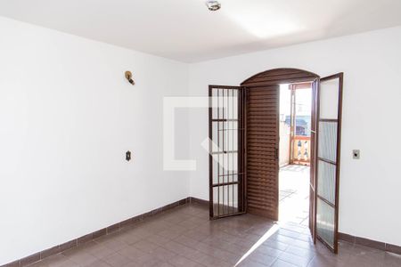 Casa à venda com 303m², 5 quartos e 3 vagasQuarto 2