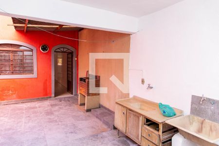 Casa à venda com 303m², 5 quartos e 3 vagasÁrea de Serviço