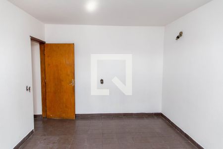 Casa à venda com 303m², 5 quartos e 3 vagasQuarto 2