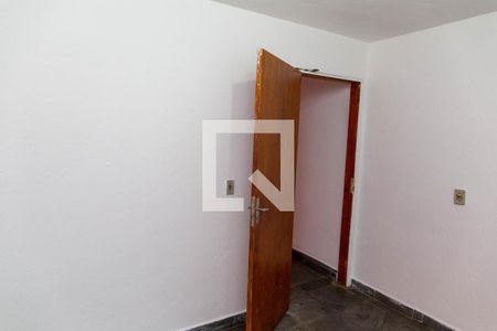Casa à venda com 303m², 5 quartos e 3 vagasQuarto de Serviço