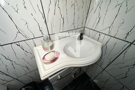 Casa para alugar com 75m², 2 quartos e 1 vagaBanheiro