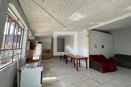 Casa para alugar com 75m², 2 quartos e 1 vagaÁrea comum