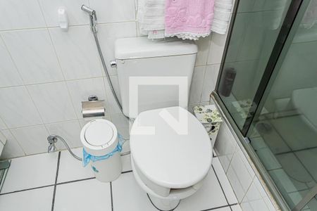 Apartamento à venda com 96m², 3 quartos e 1 vaga Apartamento à venda com 96m², 3 quartos e 1 vagaBanheiro