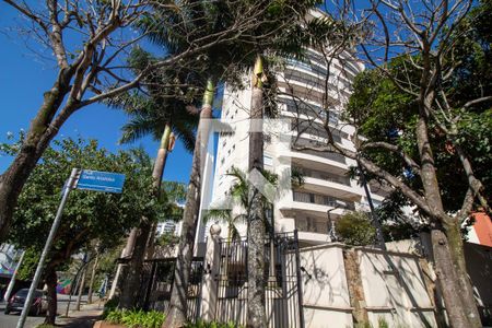 Apartamento para alugar com 156m², 3 quartos e 3 vagasFachada