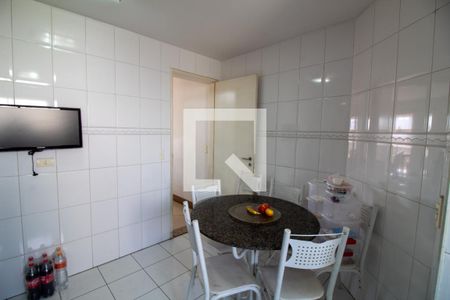Apartamento para alugar com 156m², 3 quartos e 3 vagasCozinha 
