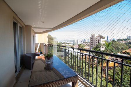 Apartamento para alugar com 156m², 3 quartos e 3 vagasTerraço