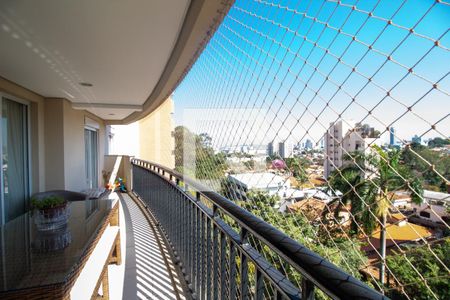 Apartamento para alugar com 156m², 3 quartos e 3 vagasTerraço