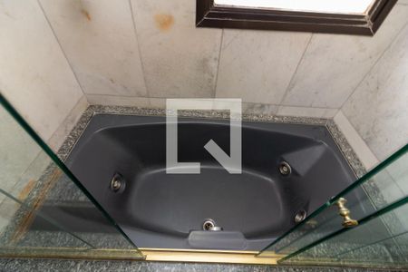 Apartamento à venda com 224m², 4 quartos e 4 vagasBanheiro