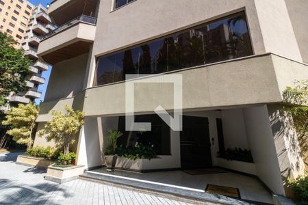 Apartamento à venda com 224m², 4 quartos e 4 vagasFachada