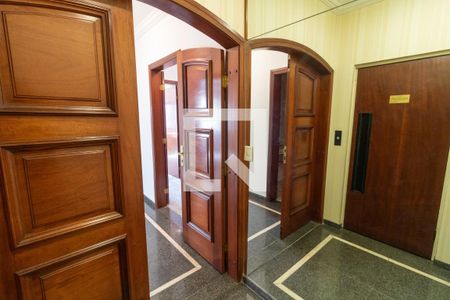 Apartamento à venda com 224m², 4 quartos e 4 vagasDetalhe Quartos