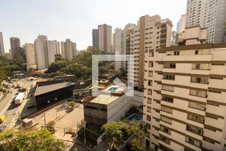 Apartamento à venda com 224m², 4 quartos e 4 vagasVista