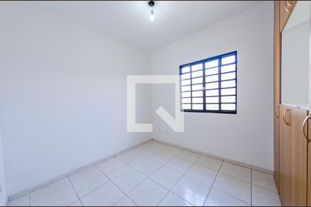 Quarto 2 de casa para alugar com 2 quartos, 130m² em Serra, Belo Horizonte