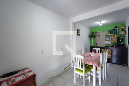 Casa à venda com 100m², 3 quartos e 1 vagaSala de jantar