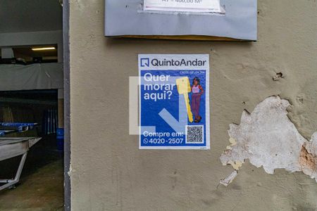 Casa à venda com 355m², 2 quartos e 3 vagas Casa à venda com 355m², 2 quartos e 3 vagasPlaquinha