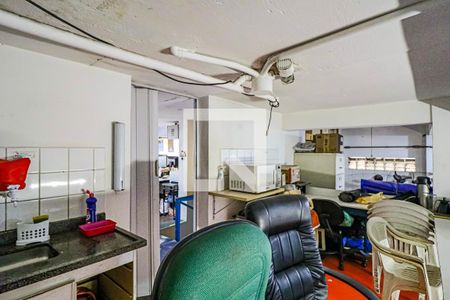 Casa à venda com 355m², 2 quartos e 3 vagas Casa à venda com 355m², 2 quartos e 3 vagasSalão - Mezanino