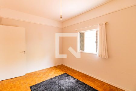 Casa à venda com 355m², 2 quartos e 3 vagas Casa à venda com 355m², 2 quartos e 3 vagasQuarto 02