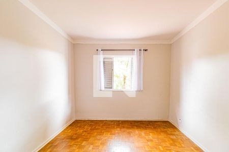 Casa à venda com 355m², 2 quartos e 3 vagas Casa à venda com 355m², 2 quartos e 3 vagasQuarto 01