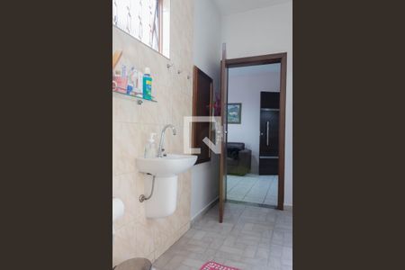 Banheiro da Suíte 1 de casa à venda com 5 quartos, 242m² em Vila Aurea, São Bernardo do Campo