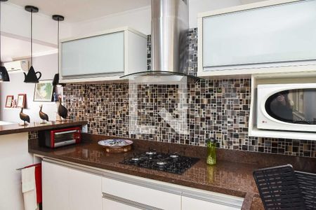 Apartamento à venda com 74m², 3 quartos e 1 vaga Apartamento à venda com 74m², 3 quartos e 1 vagaCozinha