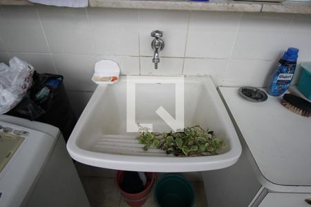 Apartamento à venda com 81m², 3 quartos e sem vagaÁrea de Serviço