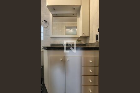 Apartamento para alugar com 100m², 3 quartos e 2 vagasBanheiro da suíte