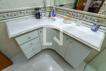 Casa à venda com 352m², 4 quartos e 6 vagasBanheiro da Suíte 3