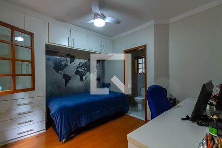 Casa à venda com 352m², 4 quartos e 6 vagasSuíte 2