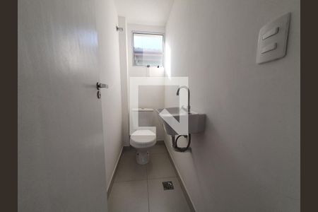 Casa de condomínio para alugar com 93m², 2 quartos e 1 vagaLavabo