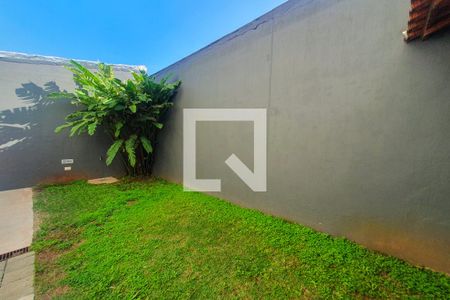 Casa de condomínio para alugar com 93m², 2 quartos e 1 vagaQuintal