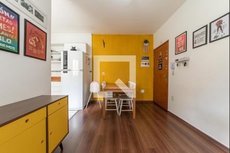 Sala de apartamento à venda com 2 quartos, 55m² em Parque das Nações, Santo André