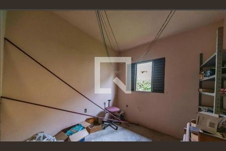 Casa à venda com 3 quartos, 240m² em Parque das Nações, Santo André