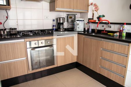 Casa à venda com 250m², 3 quartos e 2 vagasCozinha