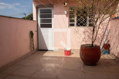 Casa à venda com 250m², 3 quartos e 2 vagasÁrea de Serviço