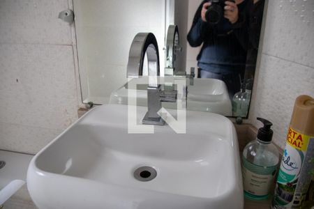 Casa à venda com 250m², 3 quartos e 2 vagasBanheiro de serviço