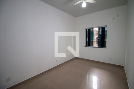 Quarto 1 de casa à venda com 2 quartos, 79m² em Penha Circular, Rio de Janeiro