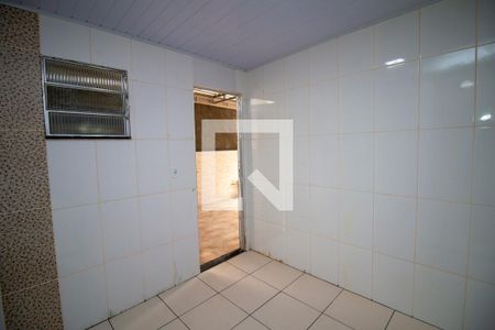 Casa à venda com 79m², 2 quartos e sem vagaBanheiro 2