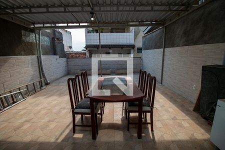 Casa à venda com 79m², 2 quartos e sem vagaTerraço