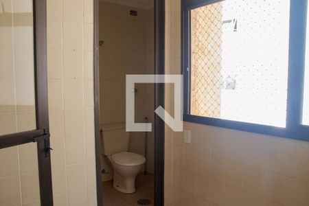 Apartamento para alugar com 90m², 3 quartos e 1 vaga Apartamento para alugar com 90m², 3 quartos e 1 vagaBanheiro de serviço