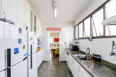 Apartamento à venda com 270m², 4 quartos e 4 vagasCozinha