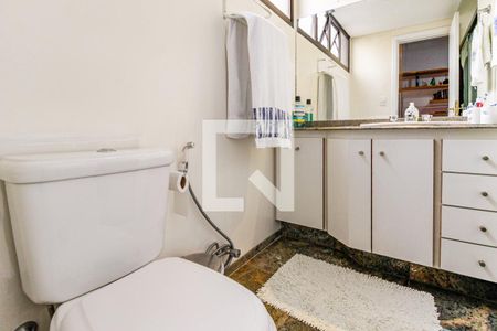 Apartamento à venda com 270m², 4 quartos e 4 vagasBanheiro Suíte 1